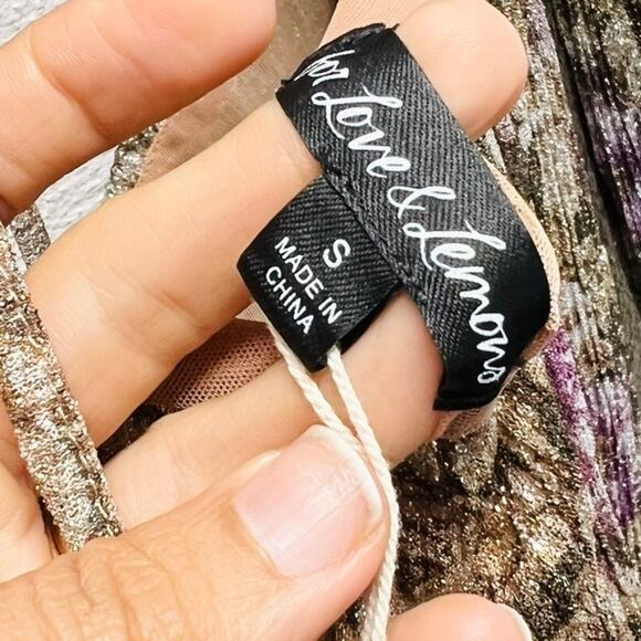 NWT For Love and Lemons Wynne Maxi Dress Metallic Women’s Size Small - Picture 9 of 9